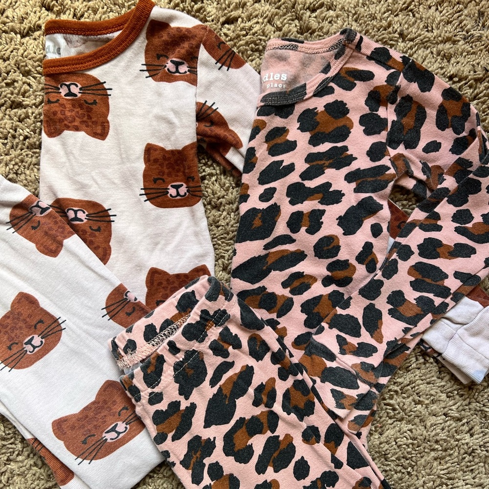 Kitty PJ bundle - Picture 4 of 4